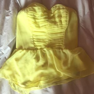 Guess yellow strapless peplum top
